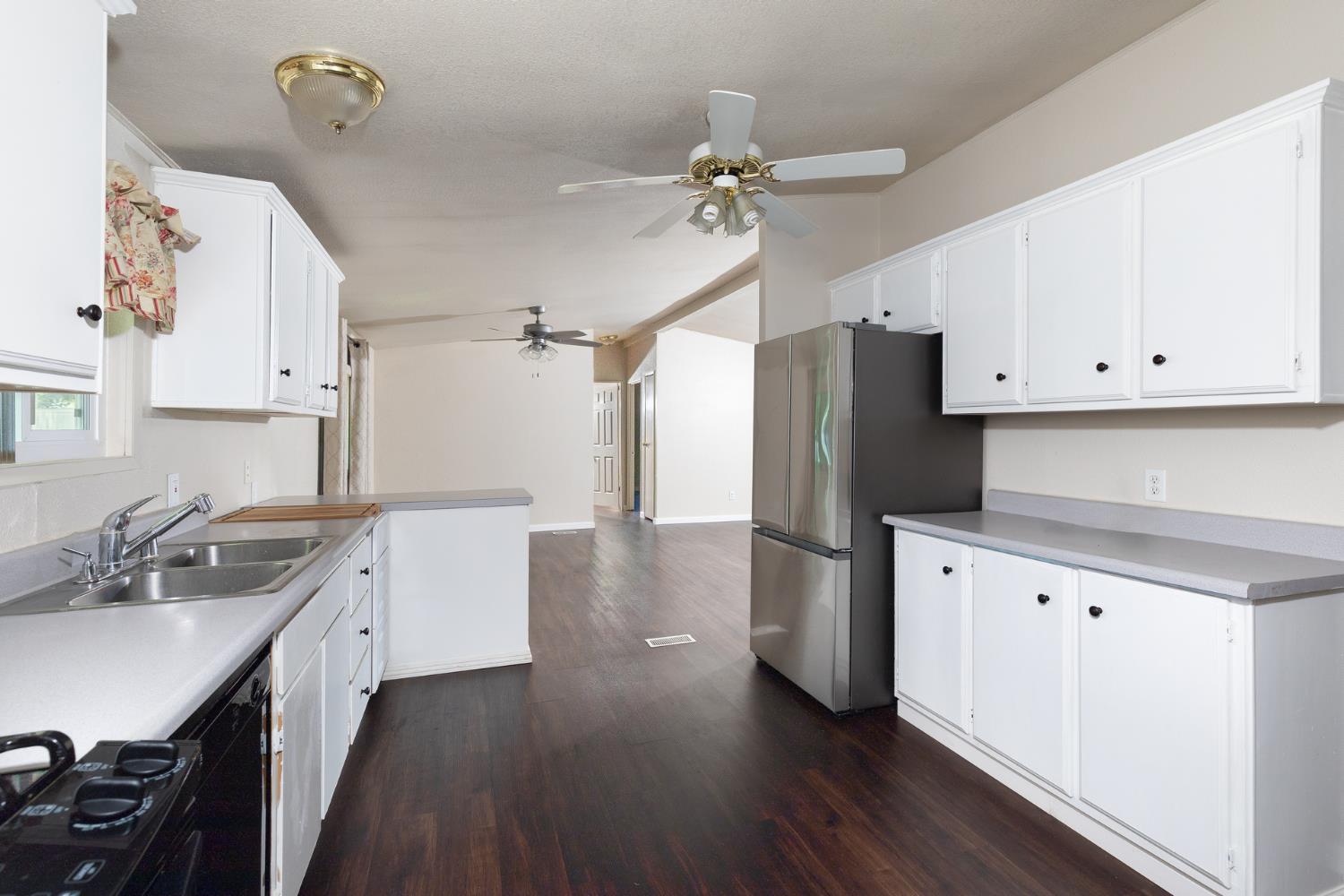 8701 Highway 41 #37, Fresno, CA 93720