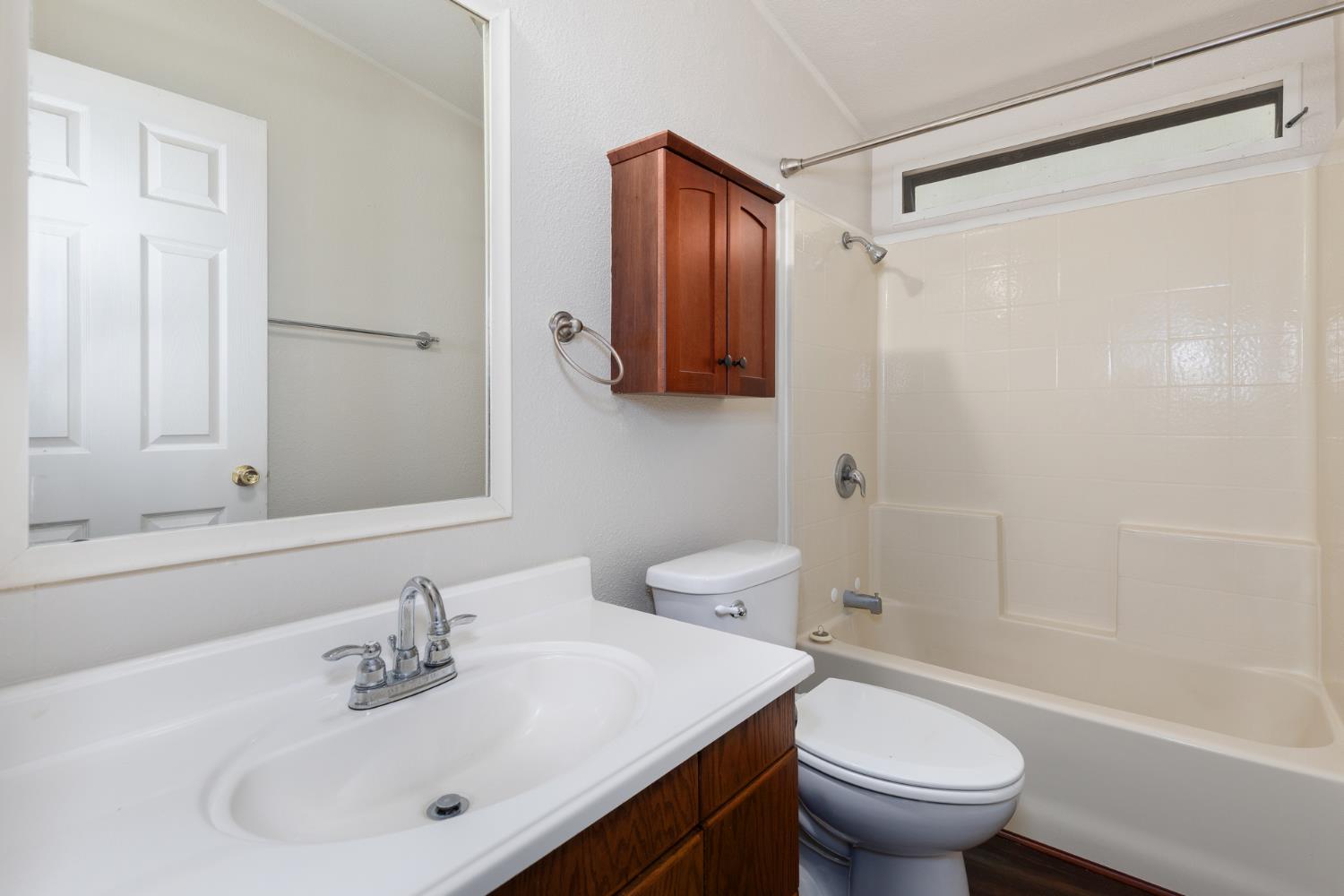 8701 Highway 41 #37, Fresno, CA 93720