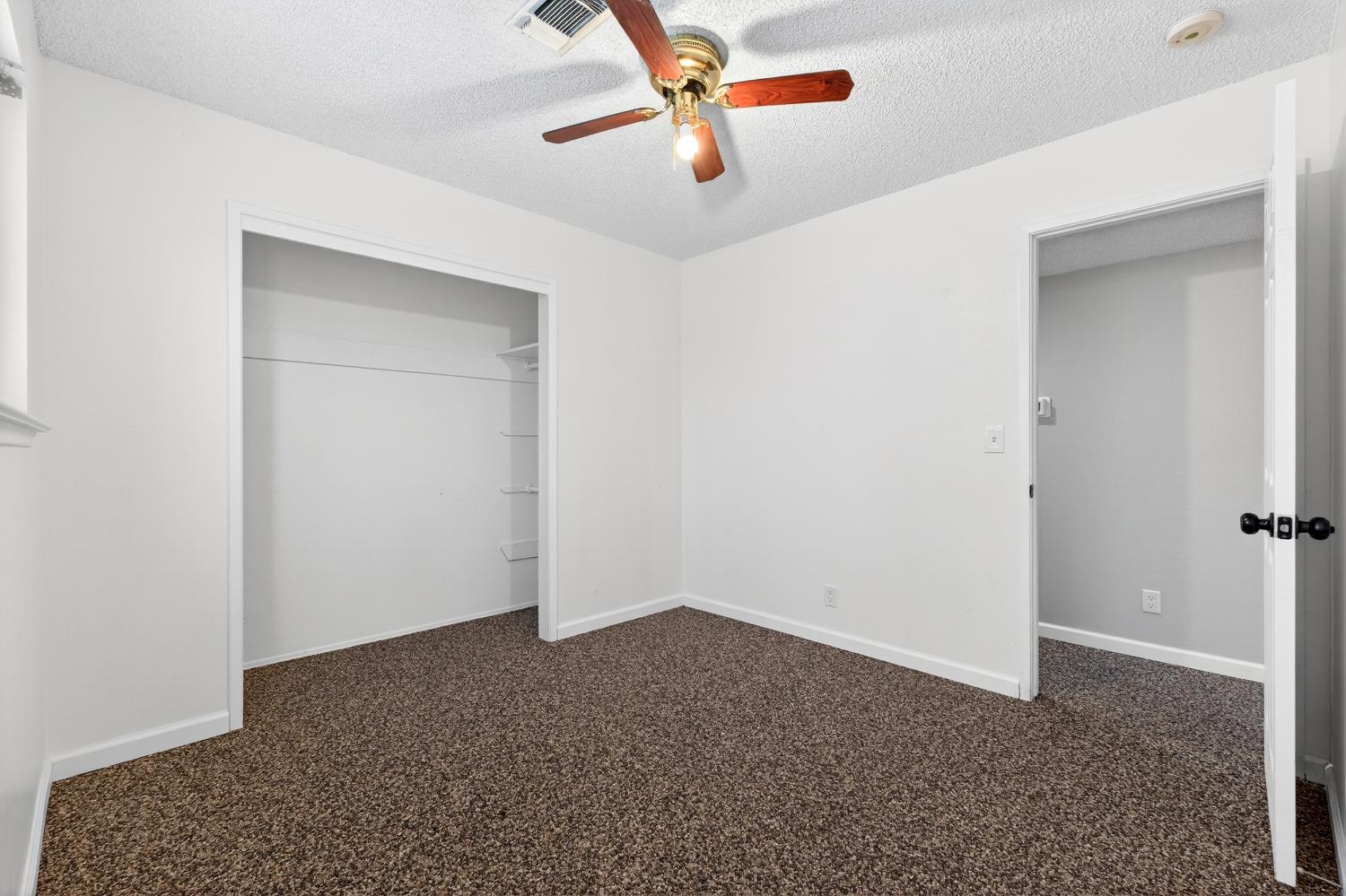 613 E Spruce Ave, Lemoore, CA 93245