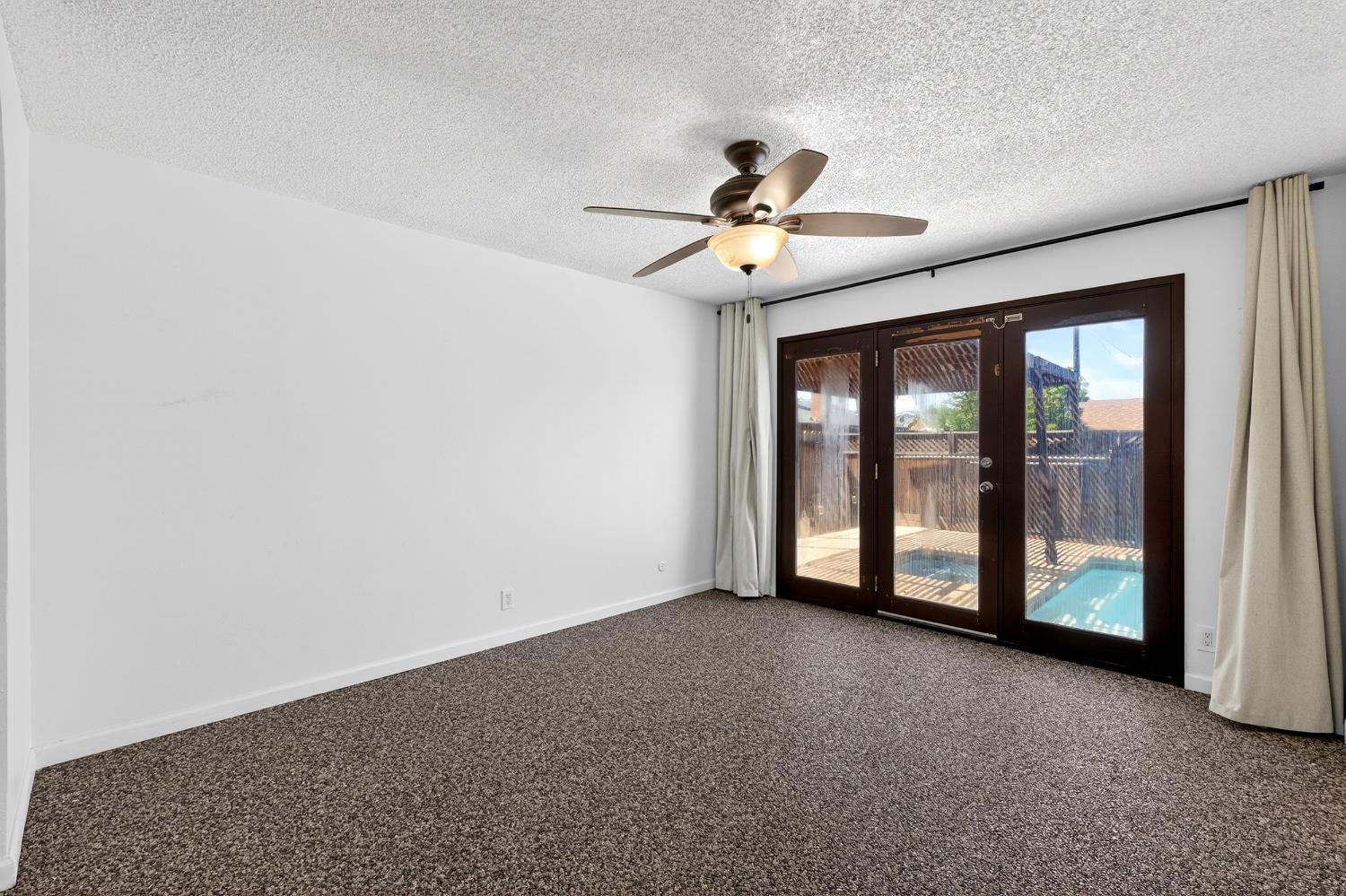 613 E Spruce Ave, Lemoore, CA 93245