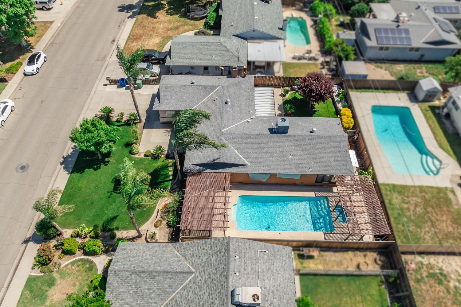 613 E Spruce Ave, Lemoore, CA 93245