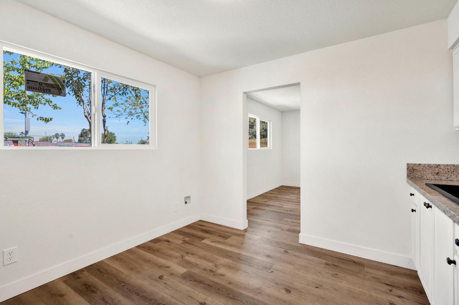 12559 W E, Biola, CA 93606