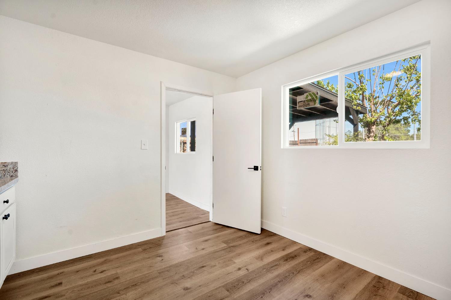 12559 W E, Biola, CA 93606