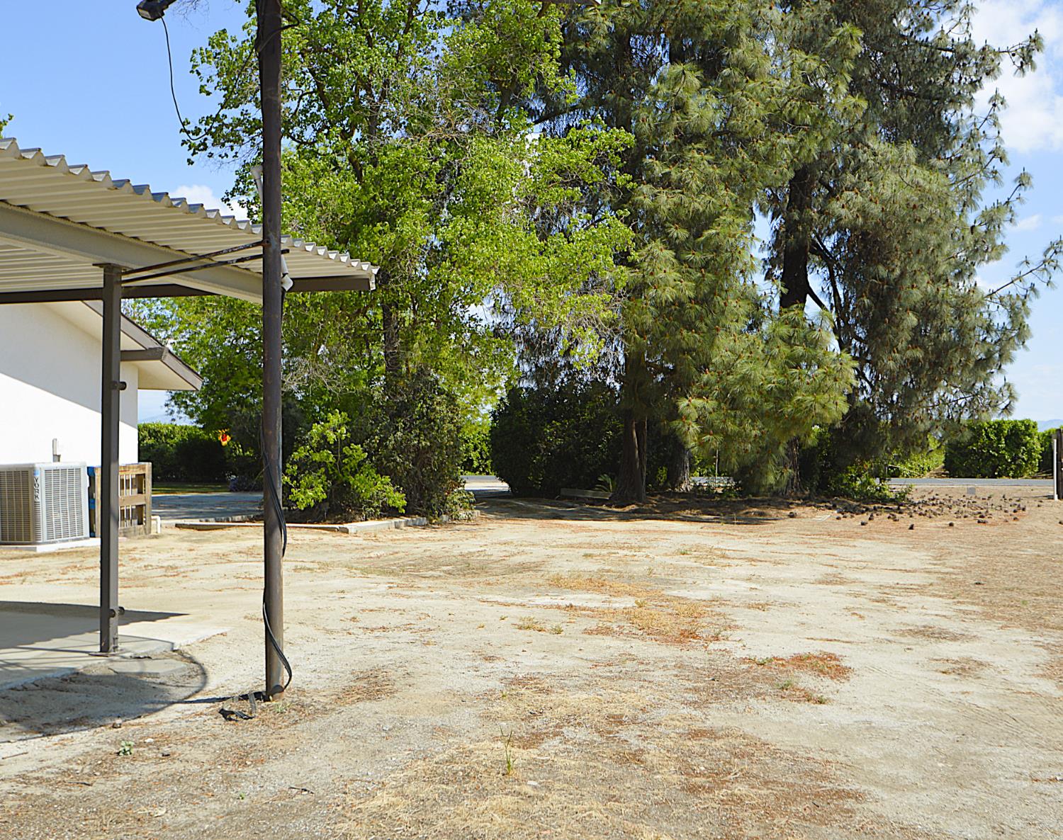 41493 Road 96, Dinuba, CA 93618