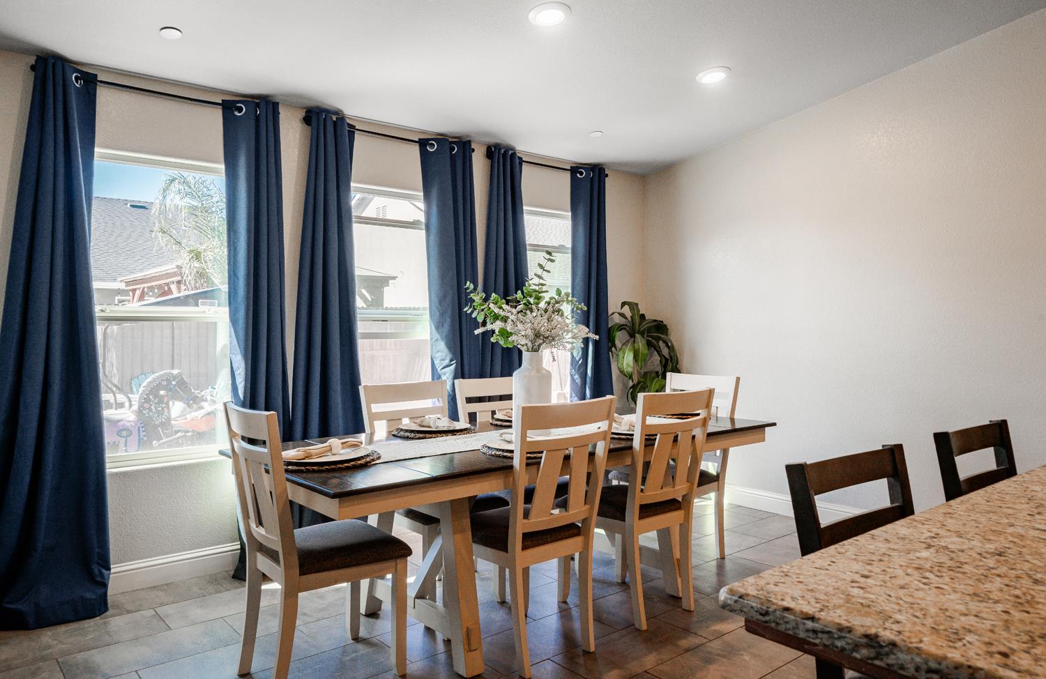 3133 4th St, Sanger, CA 93657