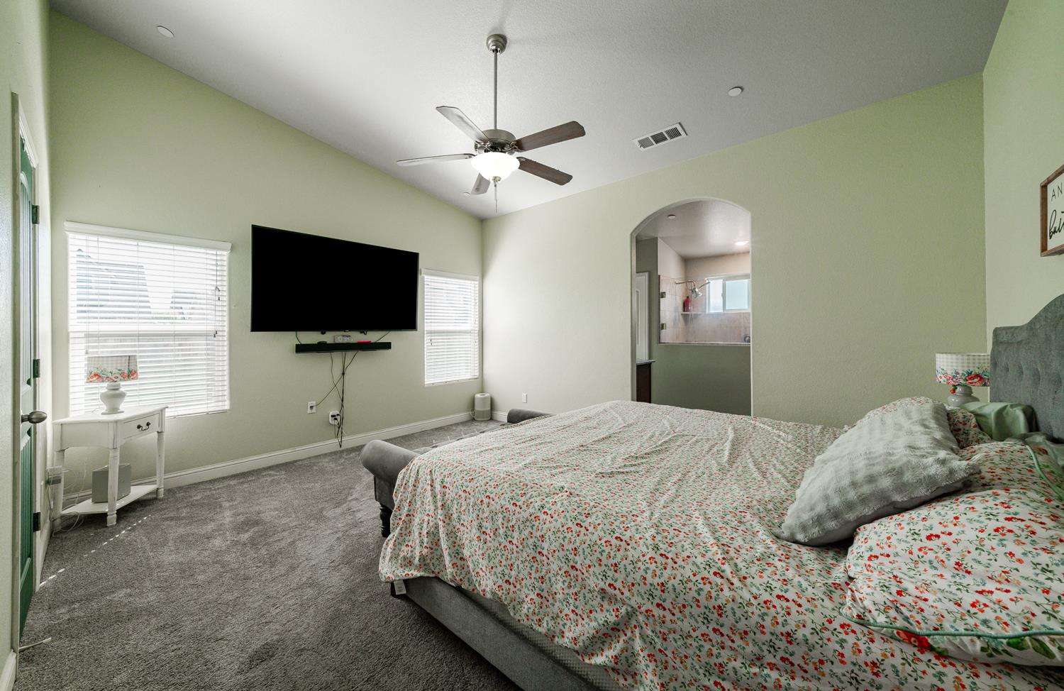 3133 4th St, Sanger, CA 93657