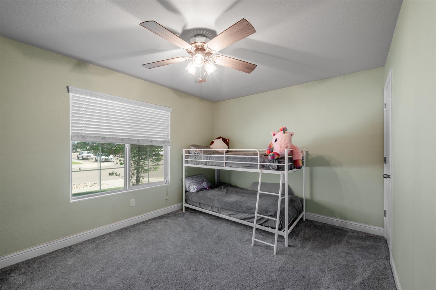 3133 4th St, Sanger, CA 93657