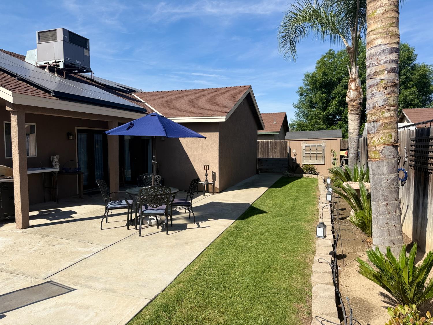 14312 W B St, Kerman, CA 93630