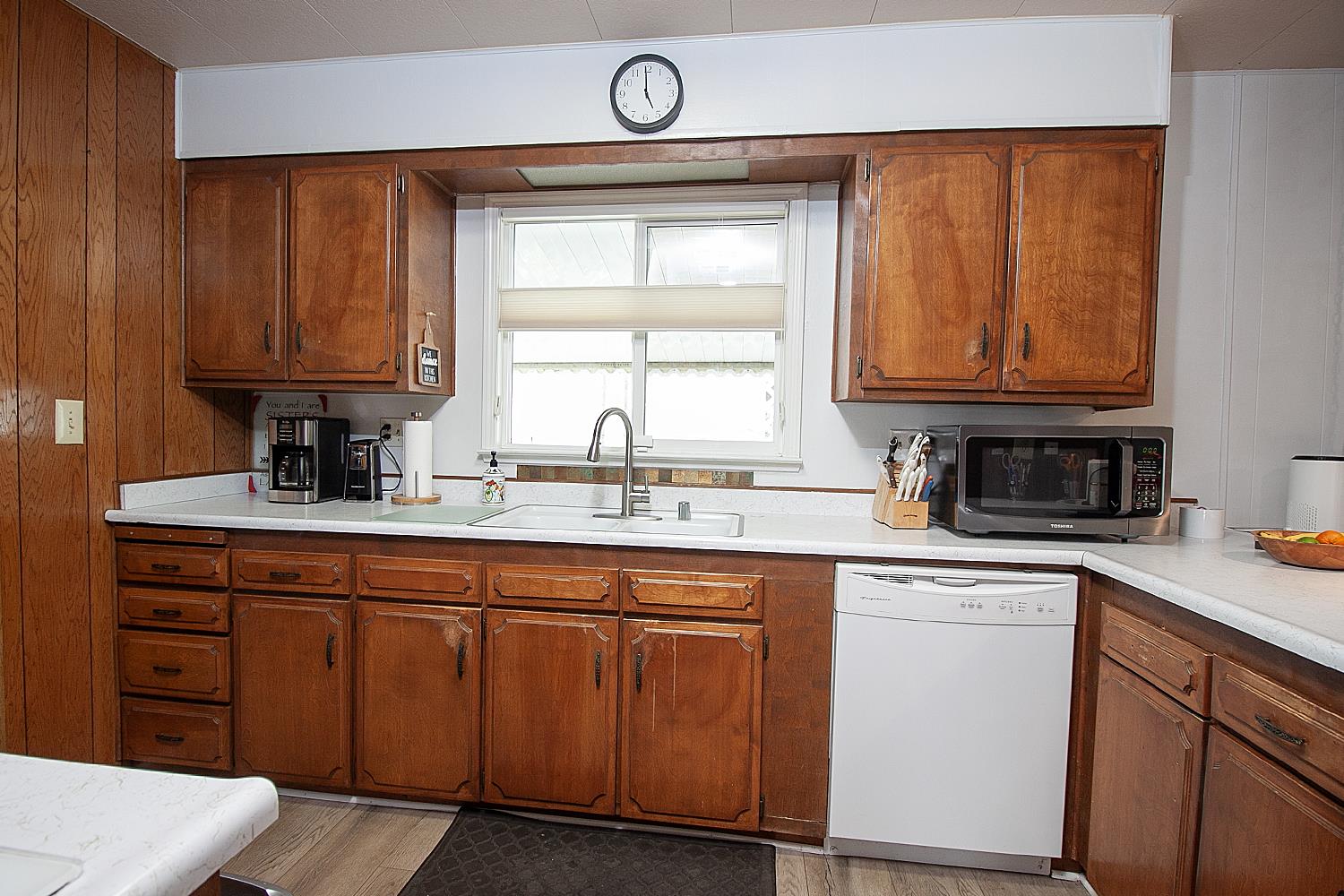 221 W Herndon Ave #8, Fresno, CA 93650