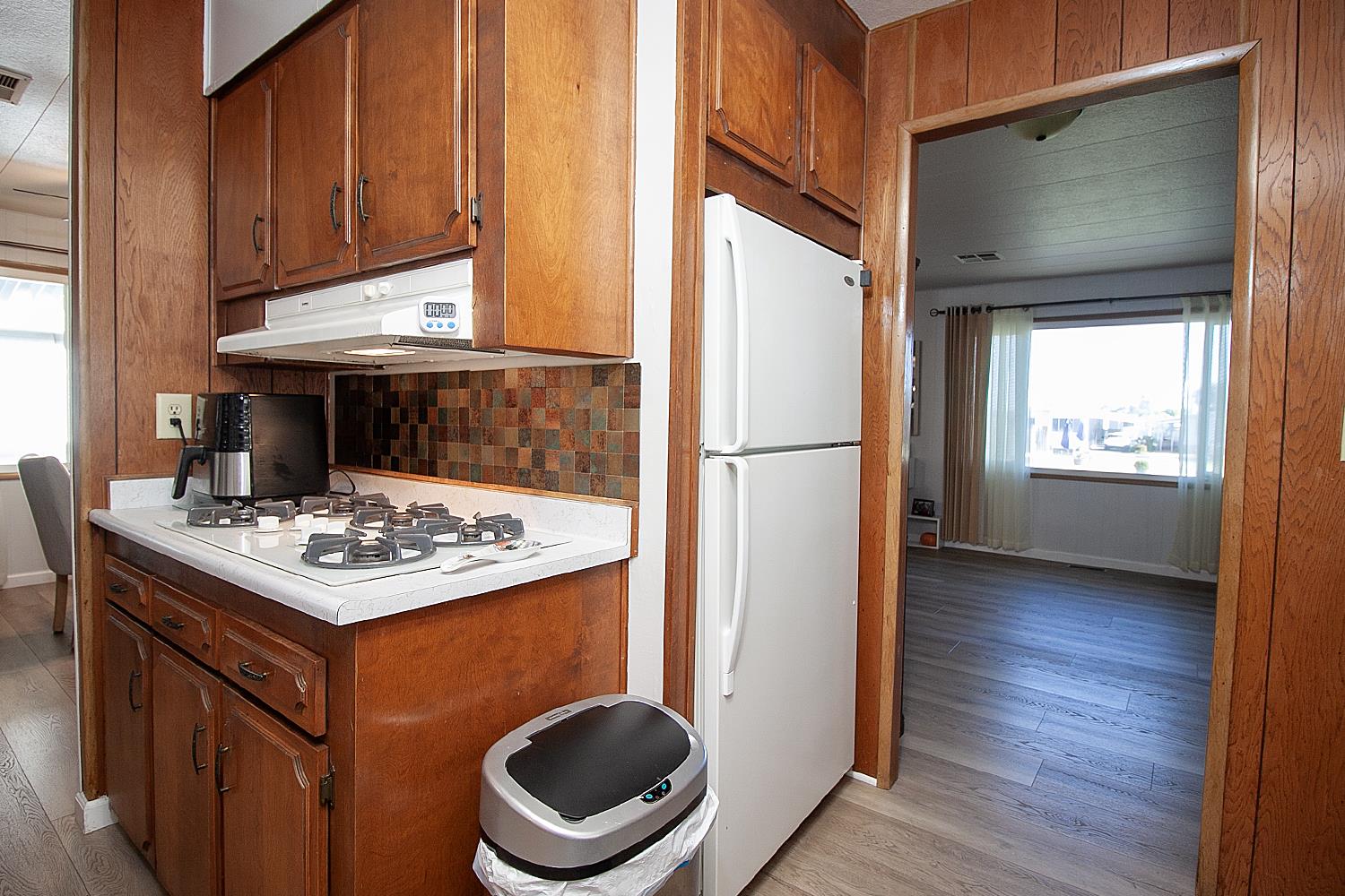 221 W Herndon Ave #8, Fresno, CA 93650