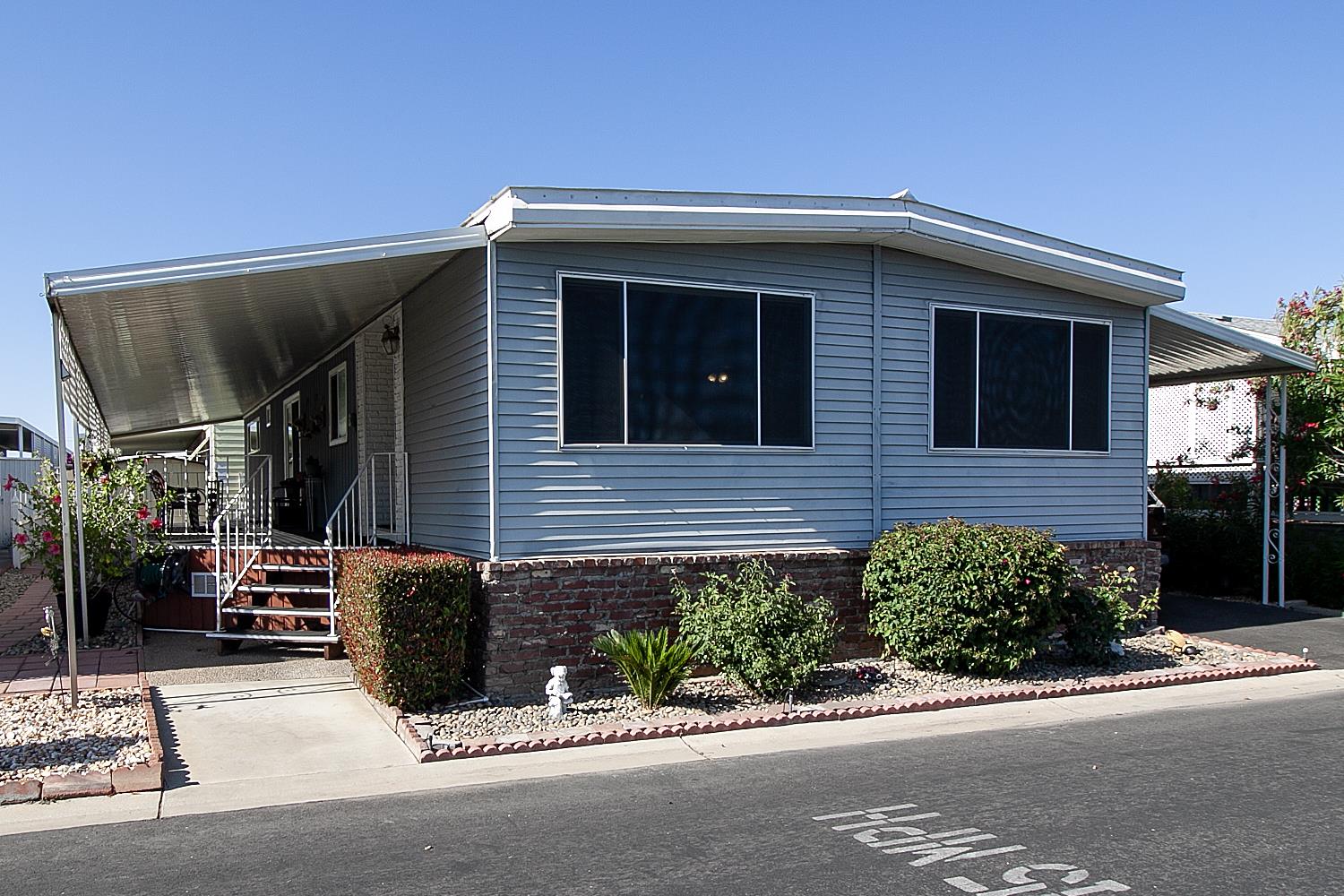 221 W Herndon Ave #8, Fresno, CA 93650