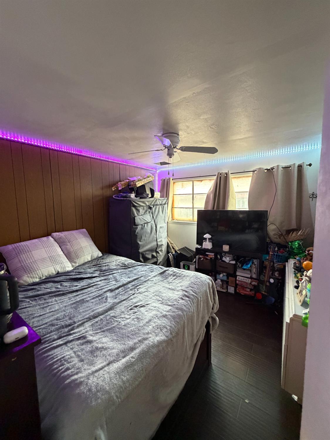 2108 W Dennett Ave, Fresno, CA 93728