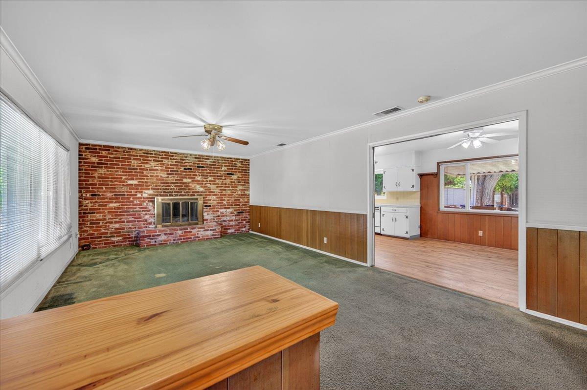 445 W San Jose, Fresno, CA 93704