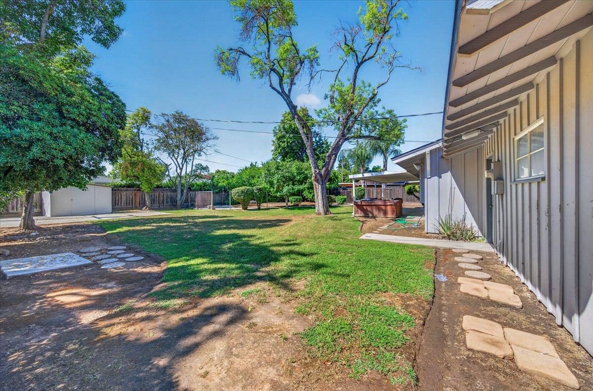 445 W San Jose, Fresno, CA 93704