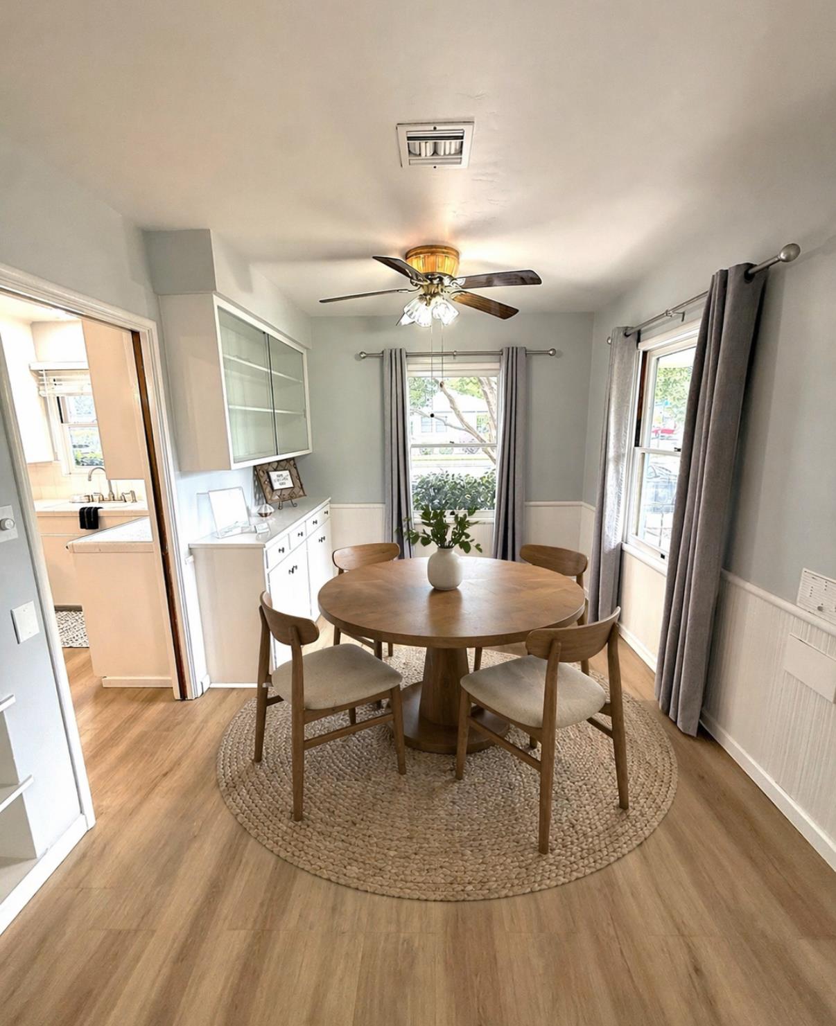 809 S Sowell, Visalia, CA 93277