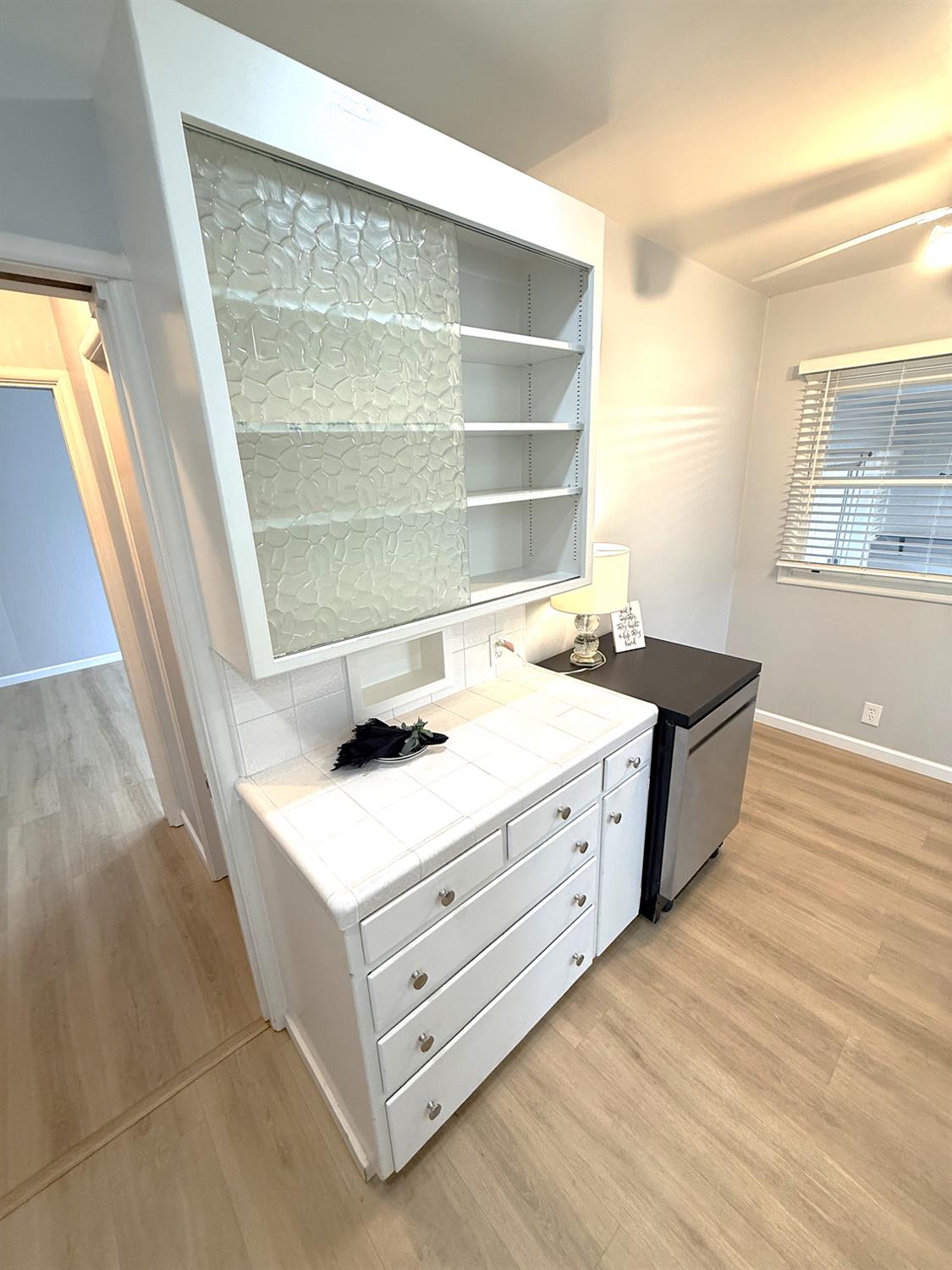 809 S Sowell, Visalia, CA 93277