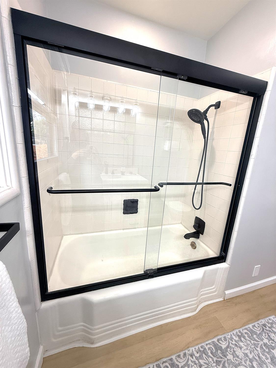 809 S Sowell, Visalia, CA 93277