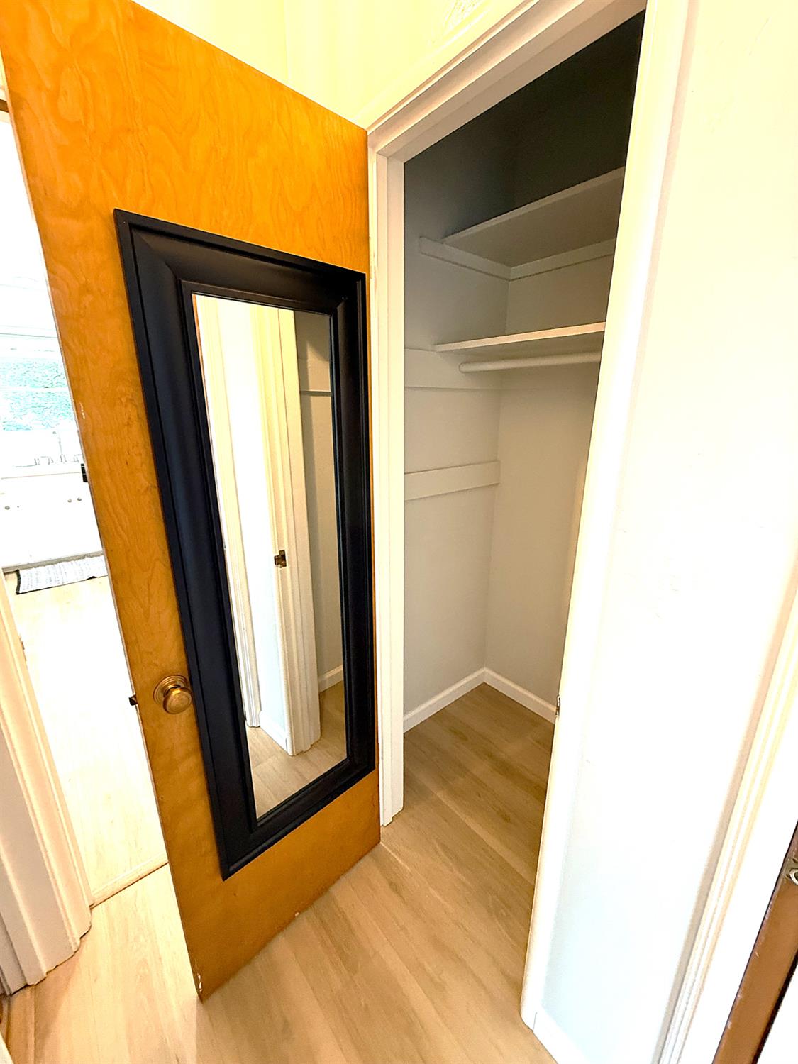 809 S Sowell, Visalia, CA 93277