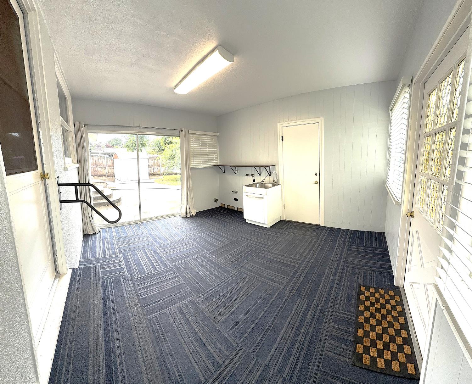 809 S Sowell, Visalia, CA 93277