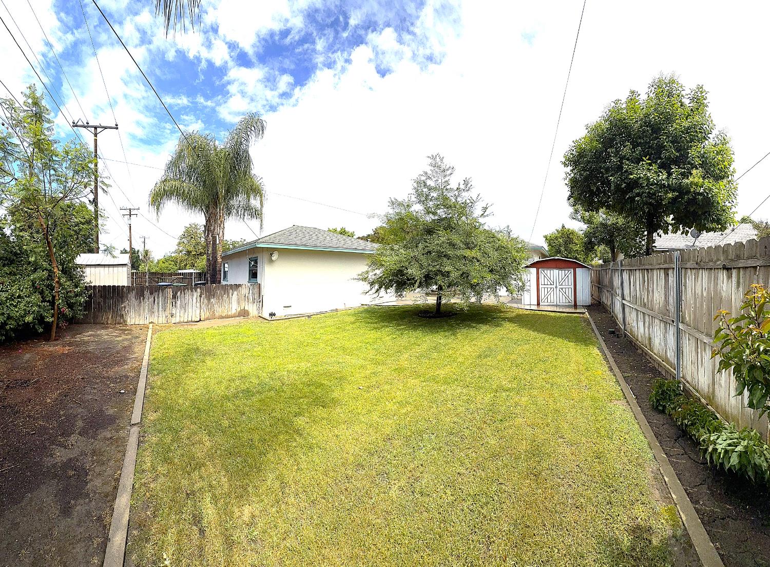 809 S Sowell, Visalia, CA 93277