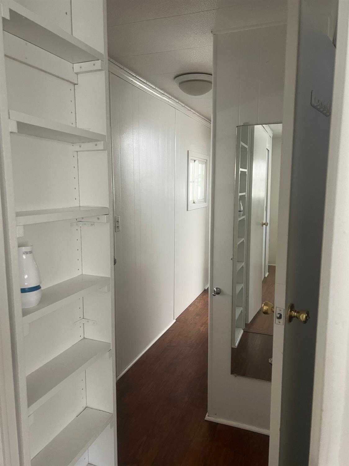 7676 N Fresno St #2, Fresno, CA 93720