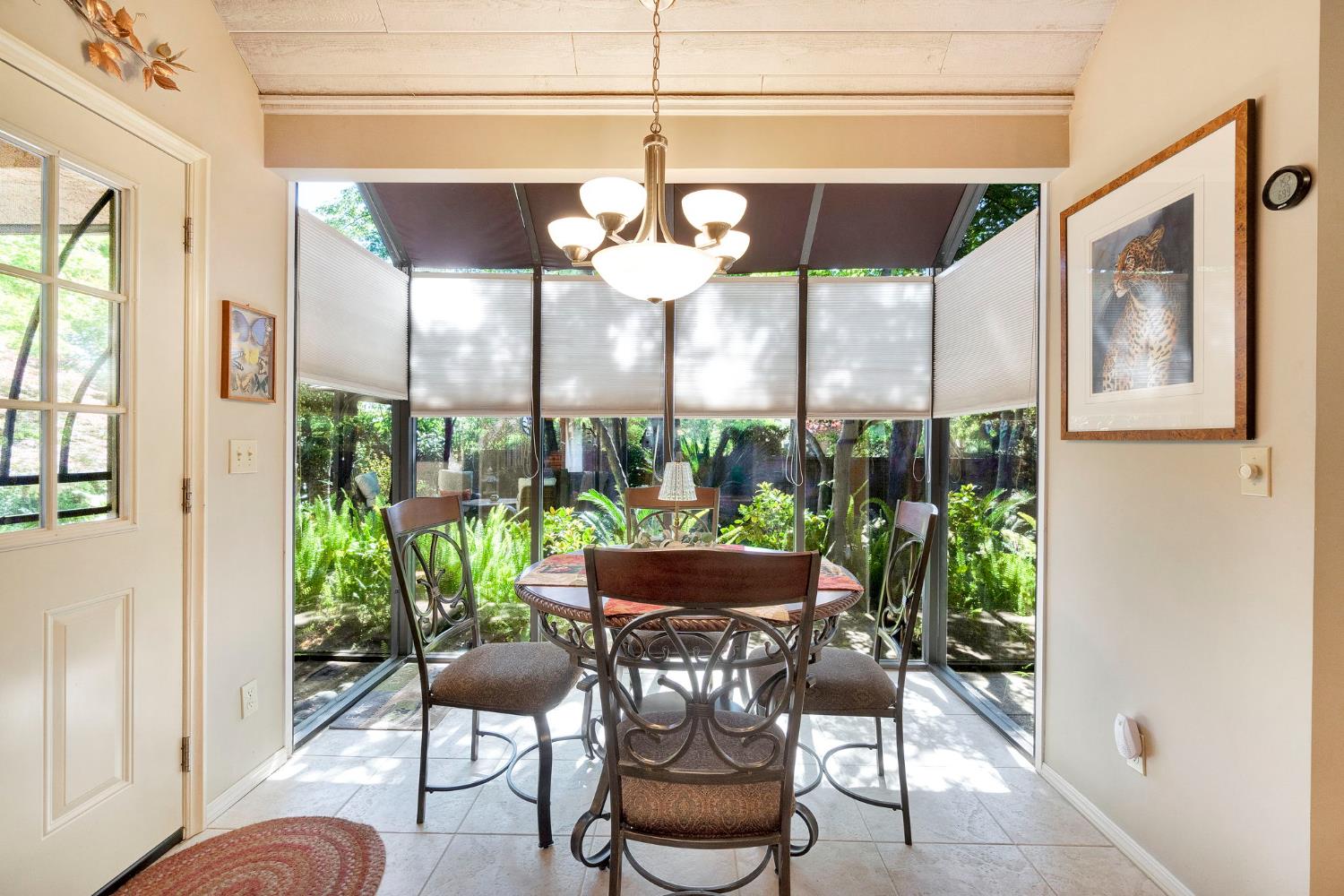 2555 W Bluff Ave #155, Fresno, CA 93711