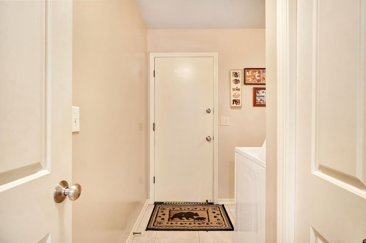 2555 W Bluff Ave #155, Fresno, CA 93711