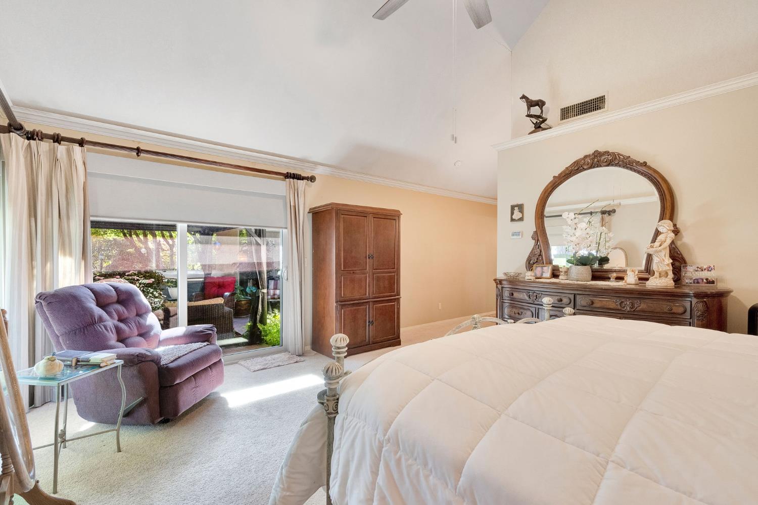 2555 W Bluff Ave #155, Fresno, CA 93711