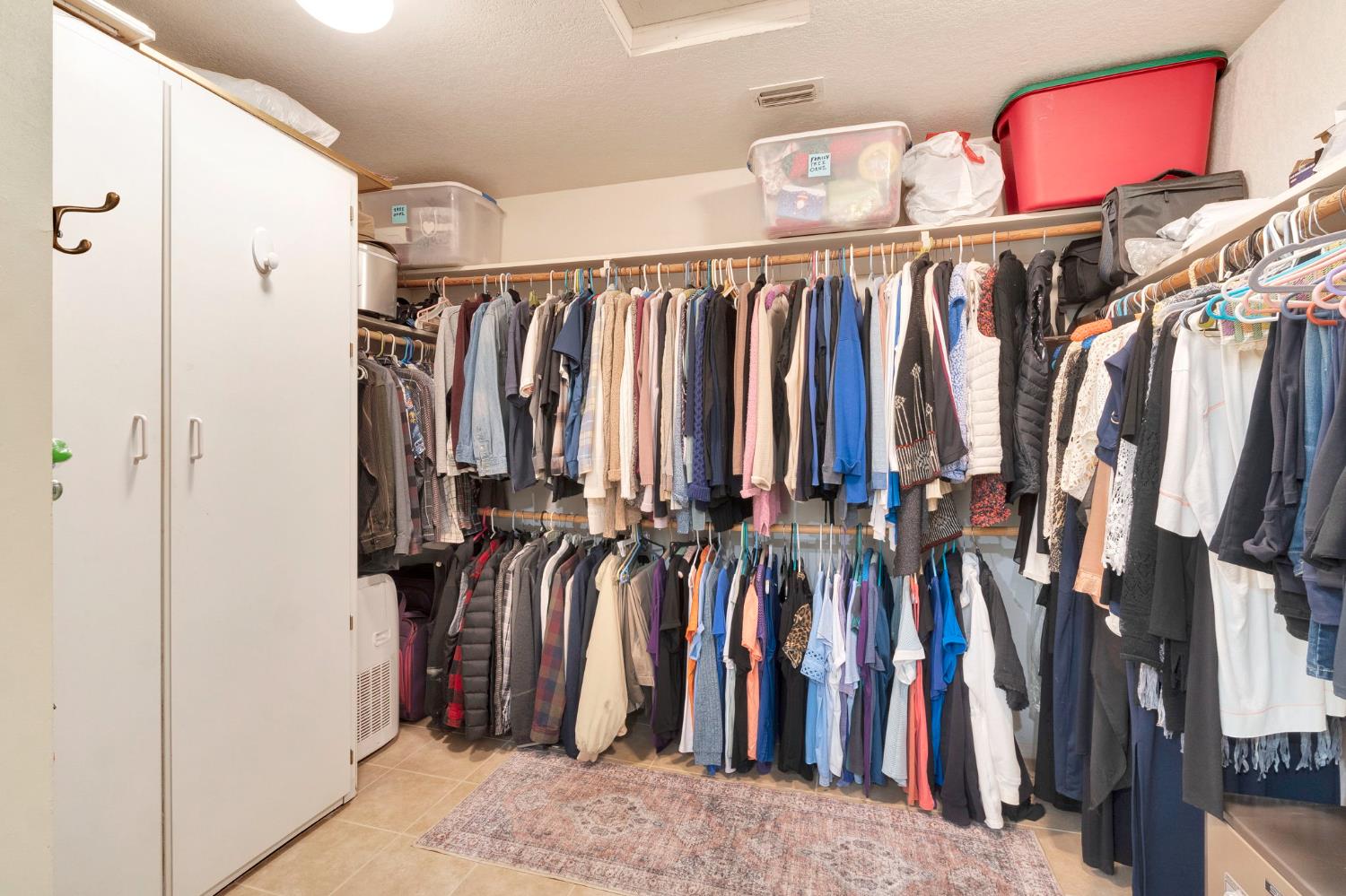 2555 W Bluff Ave #155, Fresno, CA 93711