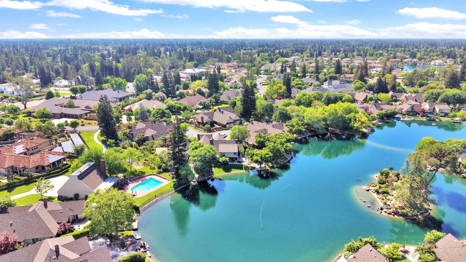 2555 W Bluff Ave #155, Fresno, CA 93711