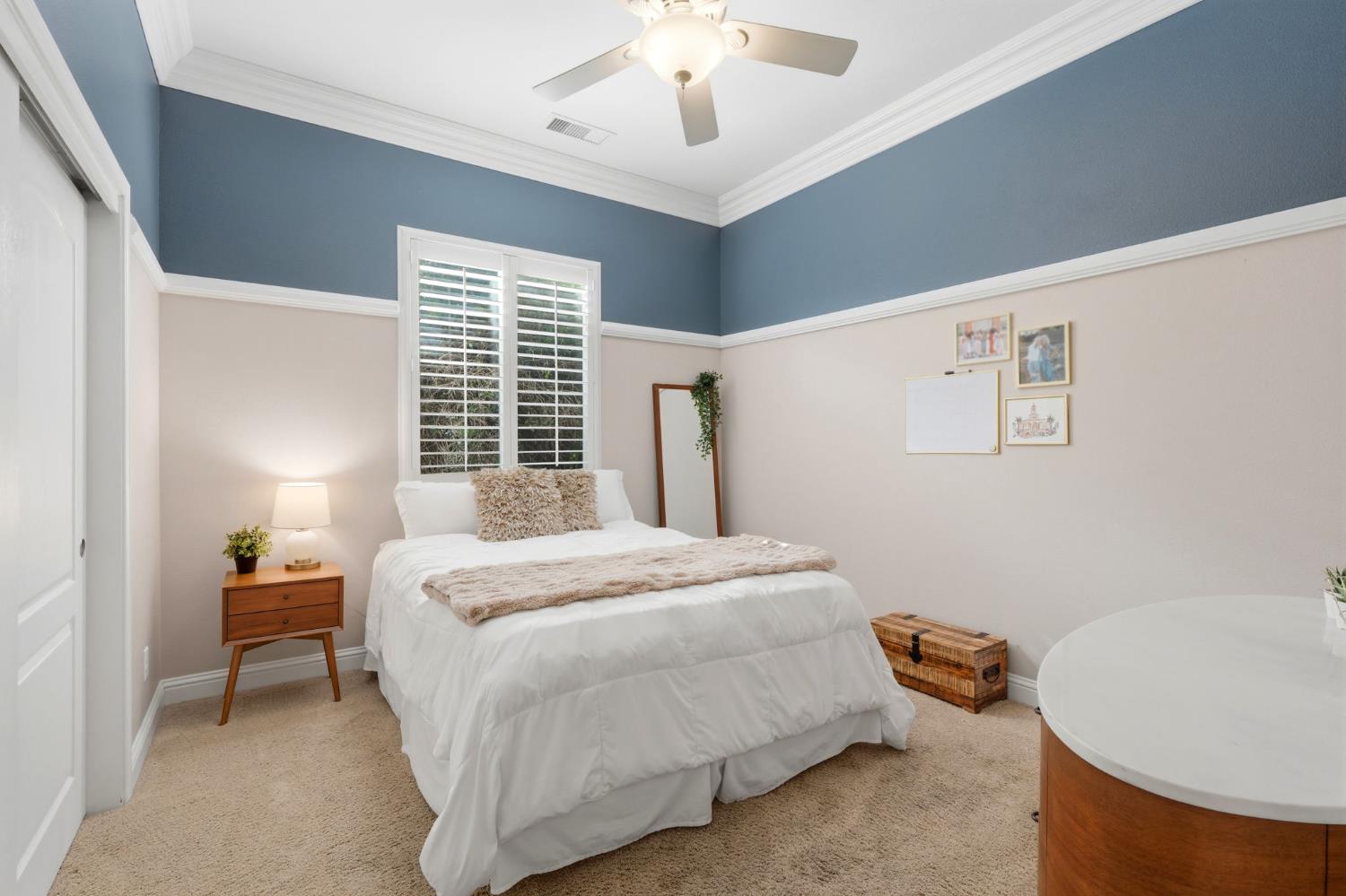 649 W Enterprise Ave, Clovis, CA 93619