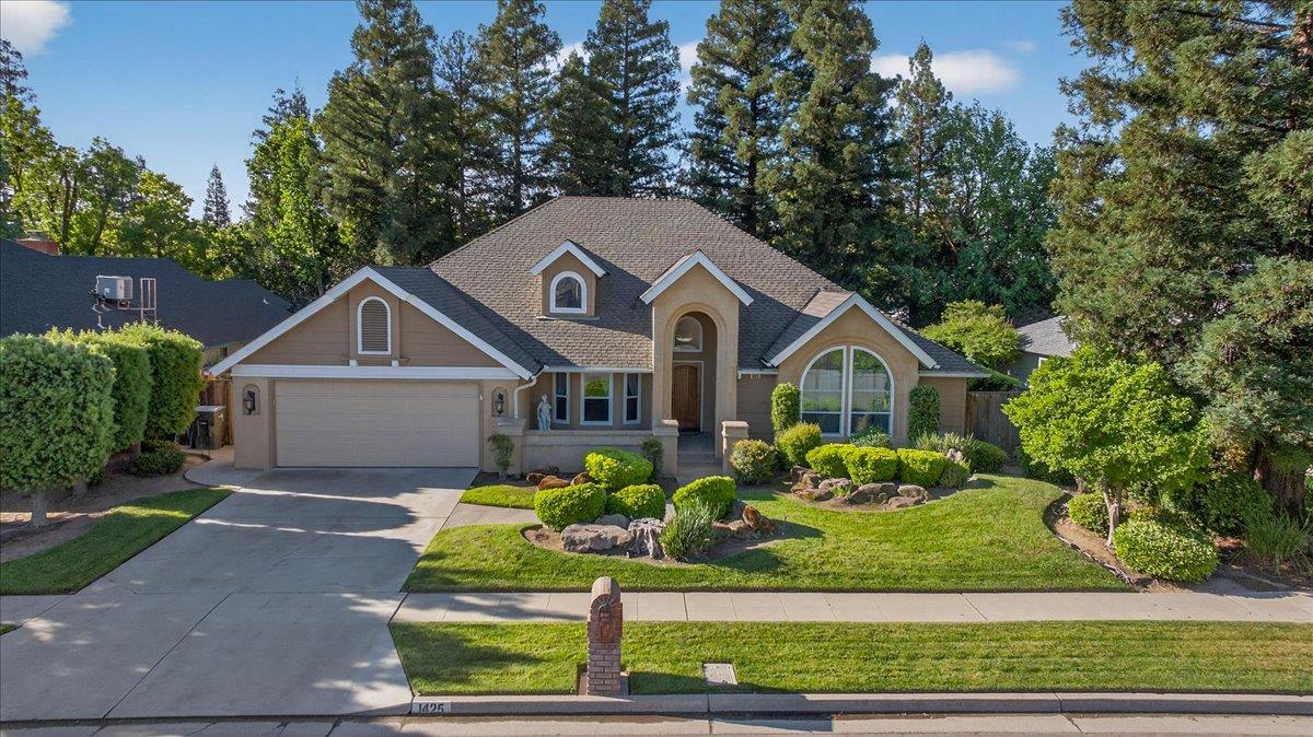 1425 E Decatur Ave, Fresno, CA 93720
