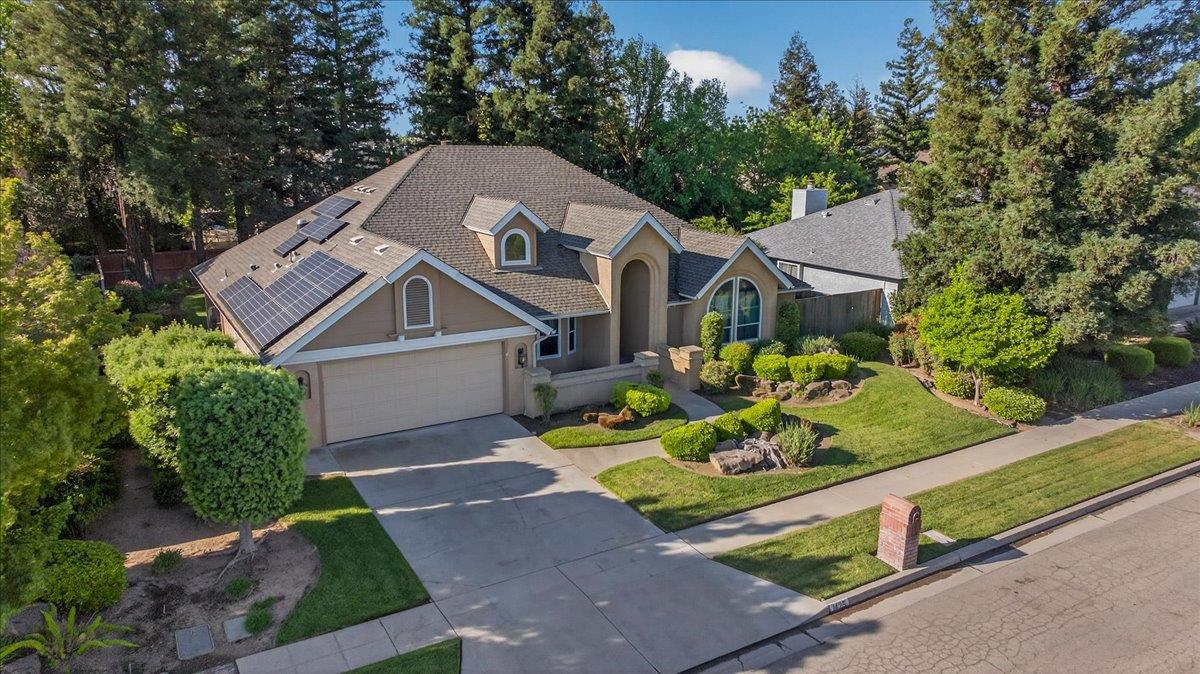 1425 E Decatur Ave, Fresno, CA 93720