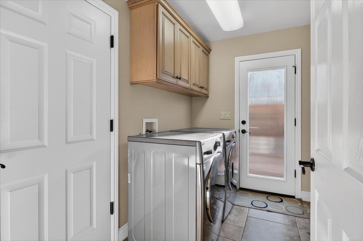 1425 E Decatur Ave, Fresno, CA 93720