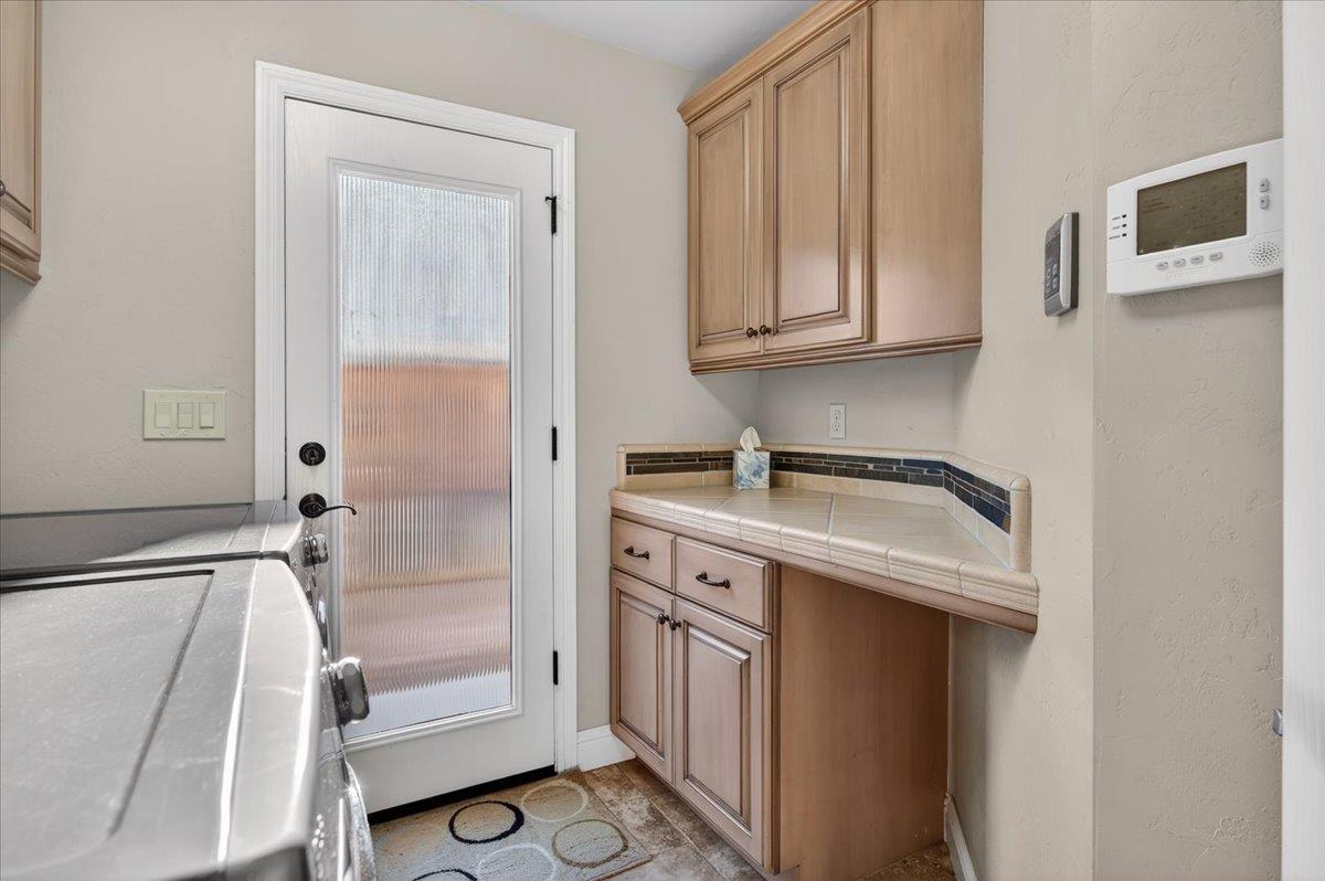 1425 E Decatur Ave, Fresno, CA 93720