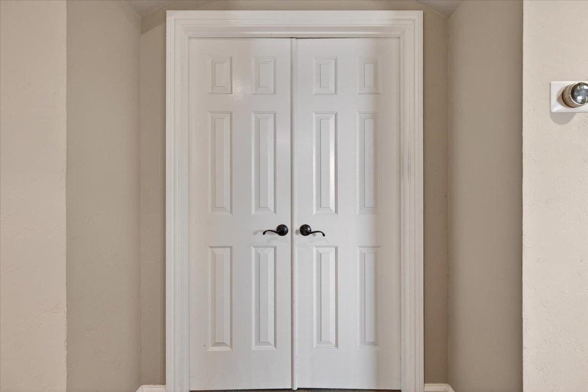 1425 E Decatur Ave, Fresno, CA 93720