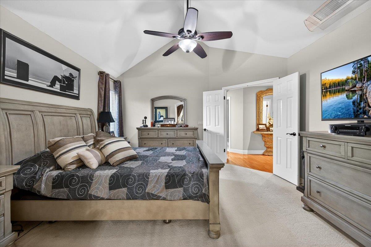 1425 E Decatur Ave, Fresno, CA 93720