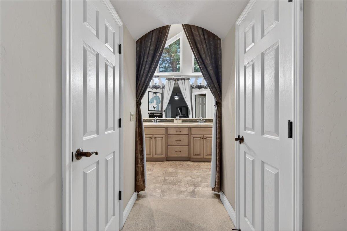 1425 E Decatur Ave, Fresno, CA 93720