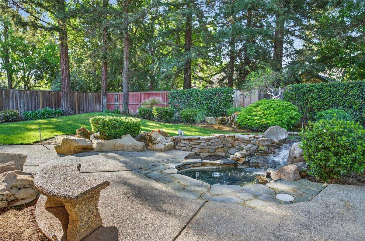 1425 E Decatur Ave, Fresno, CA 93720