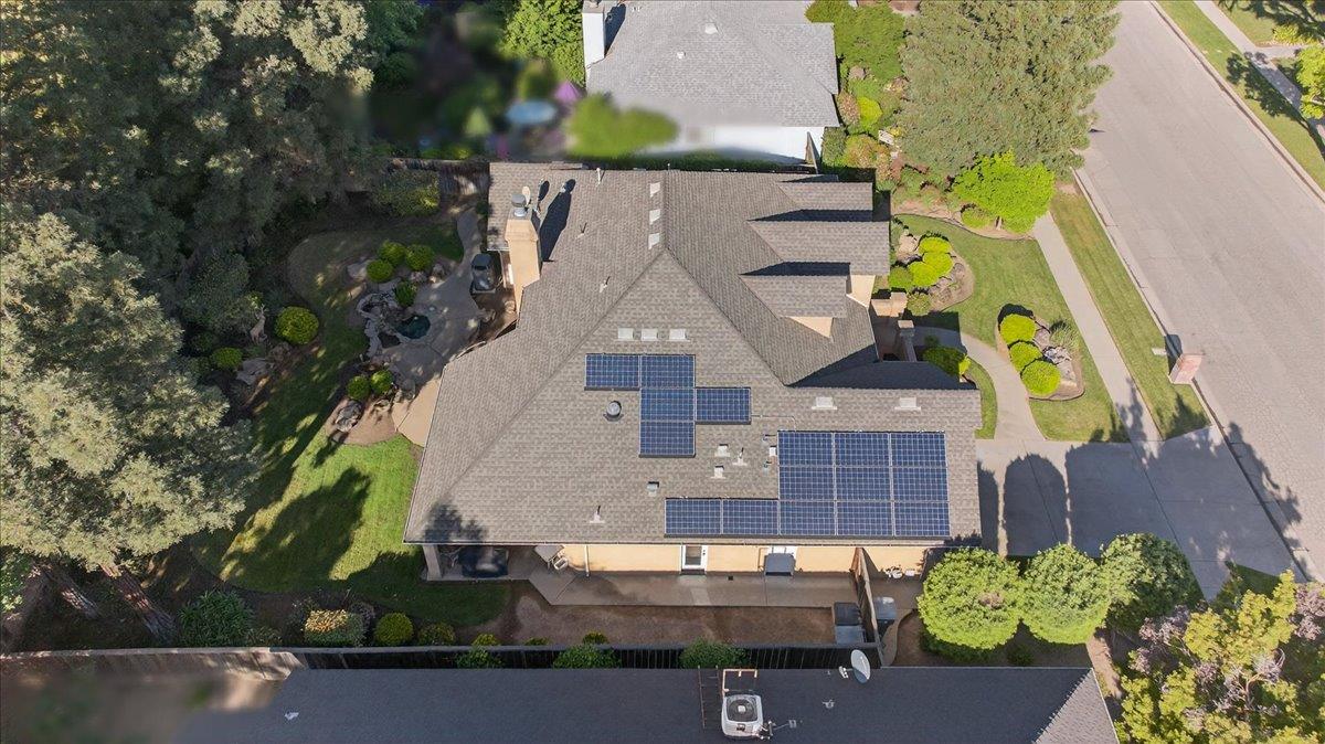 1425 E Decatur Ave, Fresno, CA 93720