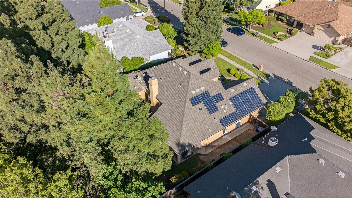 1425 E Decatur Ave, Fresno, CA 93720