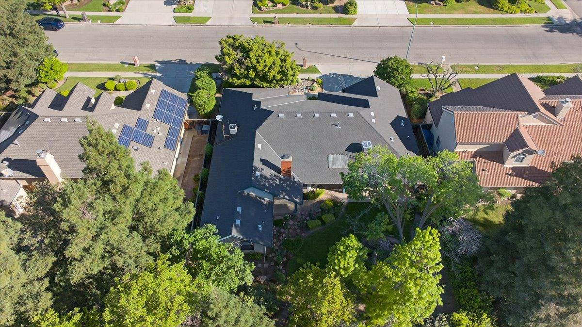 1425 E Decatur Ave, Fresno, CA 93720