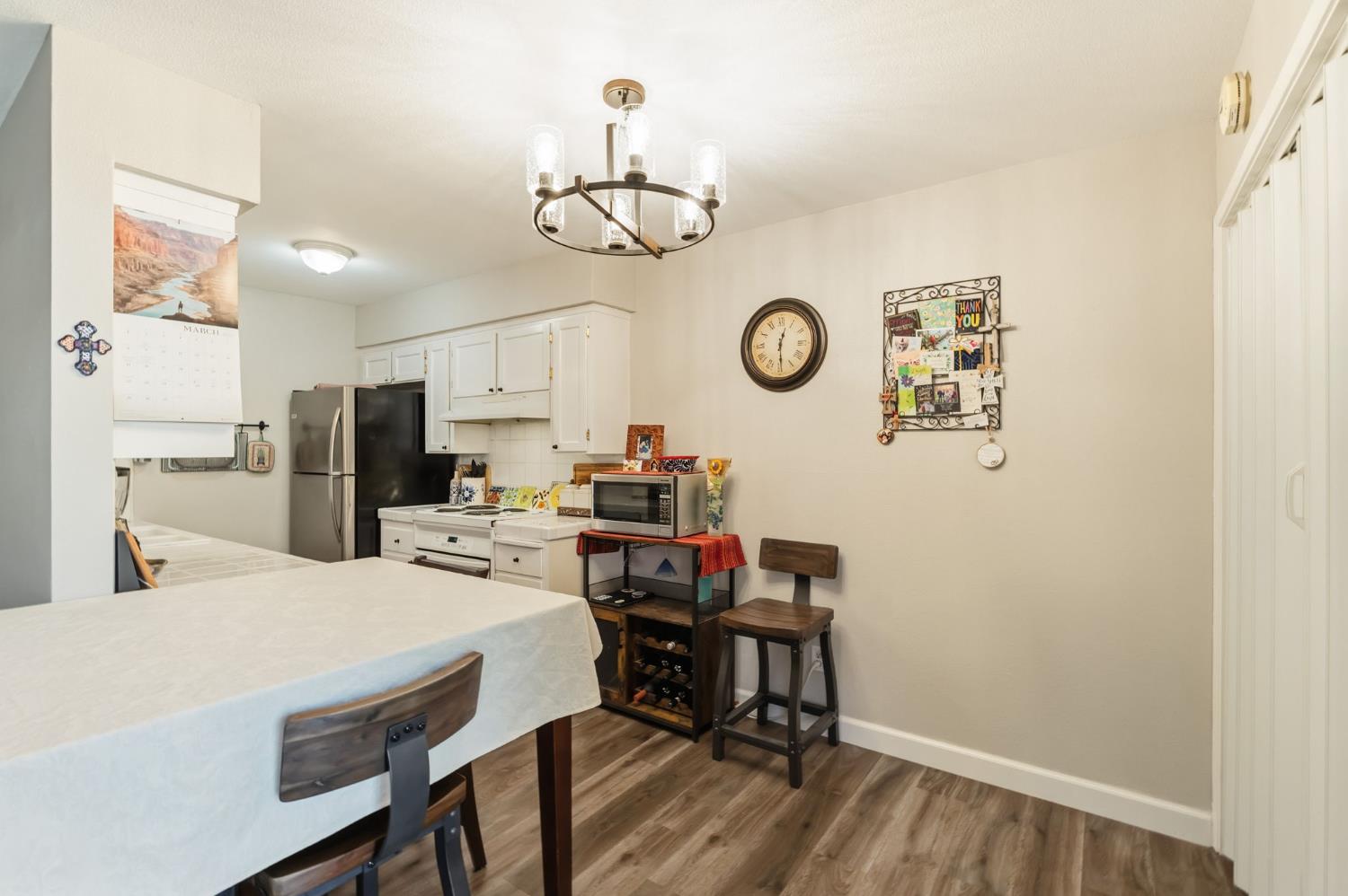 5090 N College Ave #108, Fresno, CA 93704