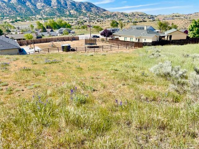 10125 Sears Dr, Tehachapi, CA 93561