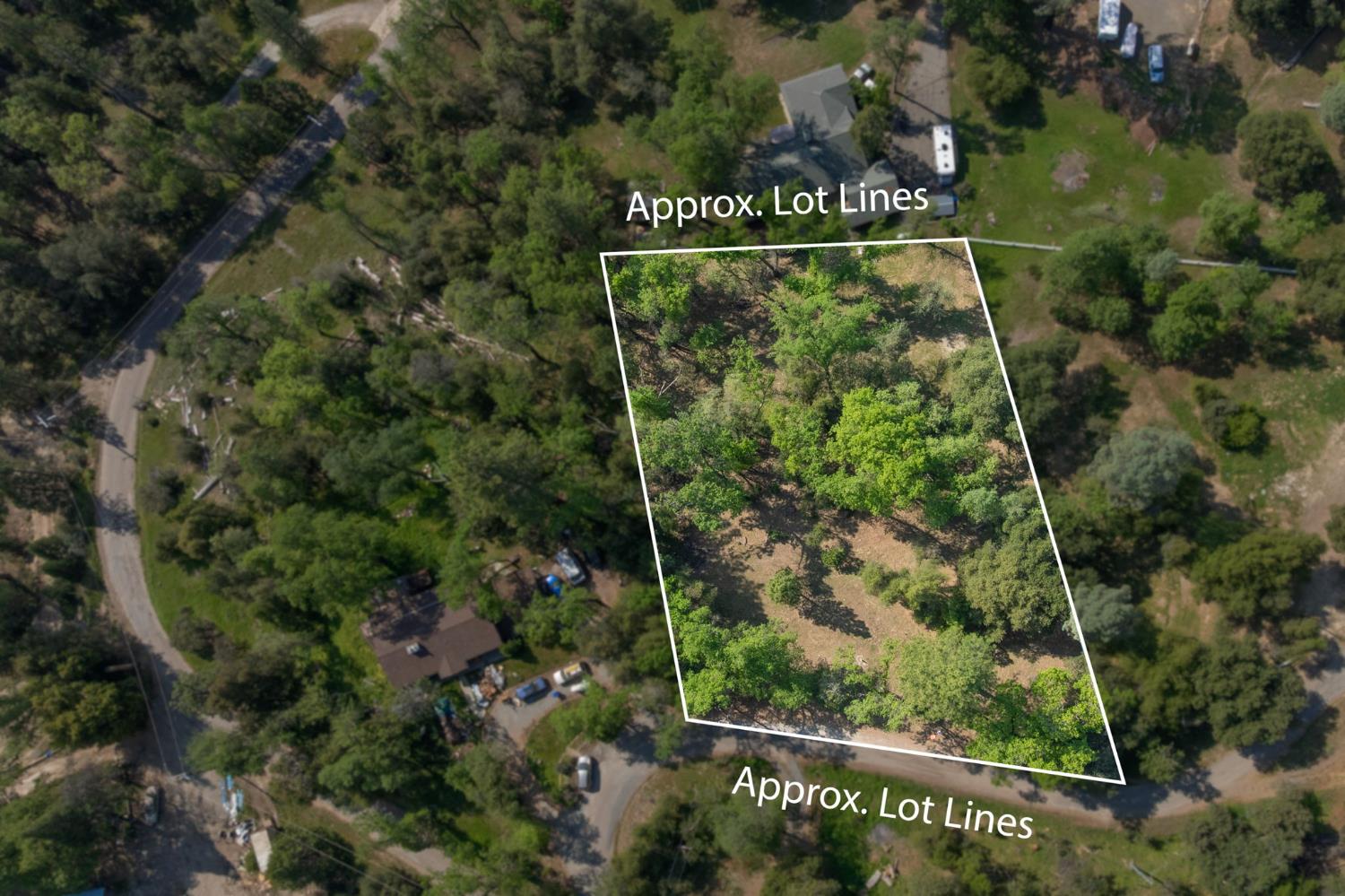 1 Oak Lane-APN 057-310-016 Ln, Oakhurst, CA 93644