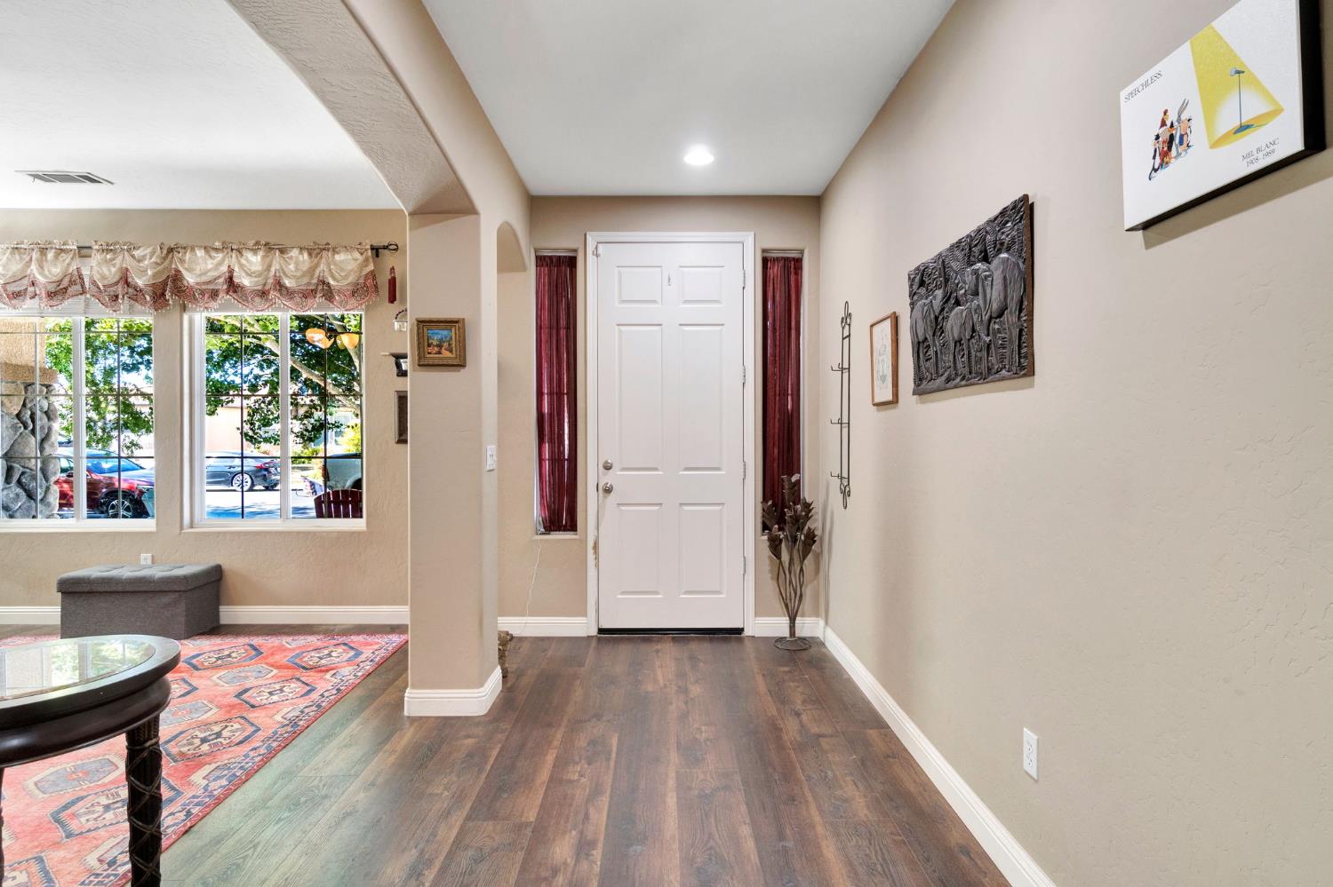 6367 E Dayton Ave, Fresno, CA 93727