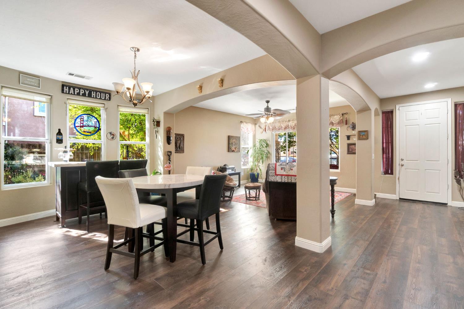 6367 E Dayton Ave, Fresno, CA 93727