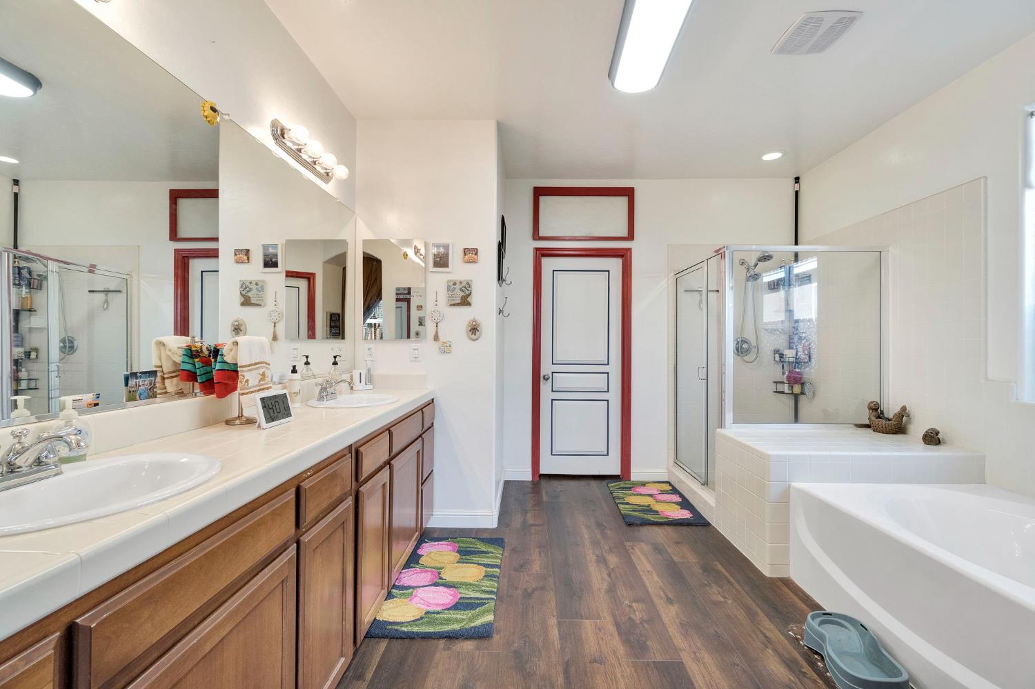 6367 E Dayton Ave, Fresno, CA 93727