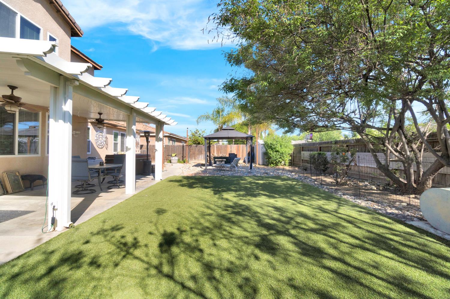 6367 E Dayton Ave, Fresno, CA 93727
