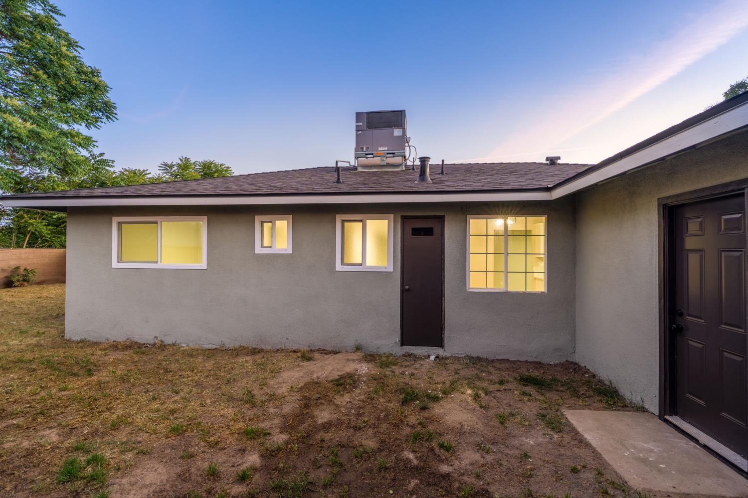 2970 S Martin L King Jr Blvd, Fresno, CA 93706